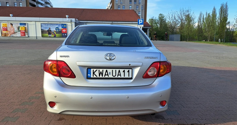 Toyota Corolla cena 19900 przebieg: 195500, rok produkcji 2008 z Katowice małe 254